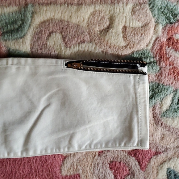 Banana Republic Size 0 Petite Ivory Slim Pants - Picture 3 of 9